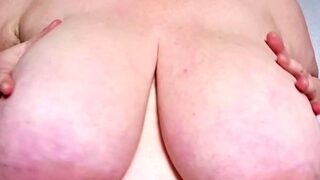 Australian BBW with big boobs gives blowjob