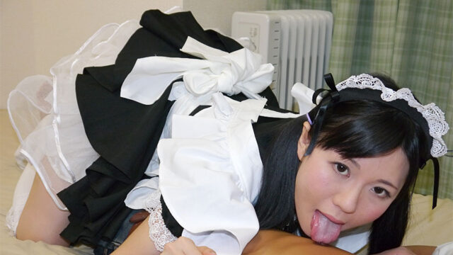 Mai Araki is not wearing any panties while cleaning her client’s home