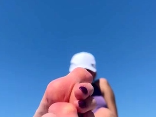 Swan Feet aka swanfee OnlyFans – Dry soles on the beach